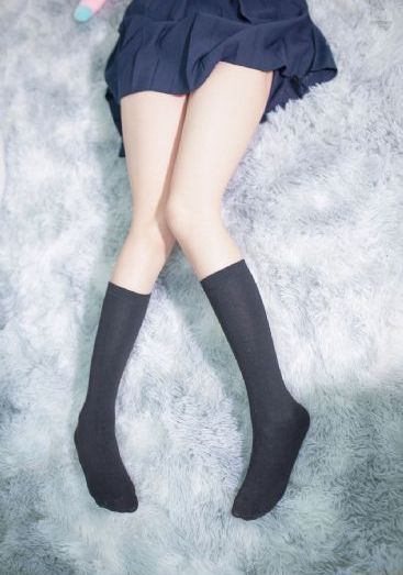 年轻善良的妻子