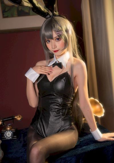 相亲对象是25岁女高中