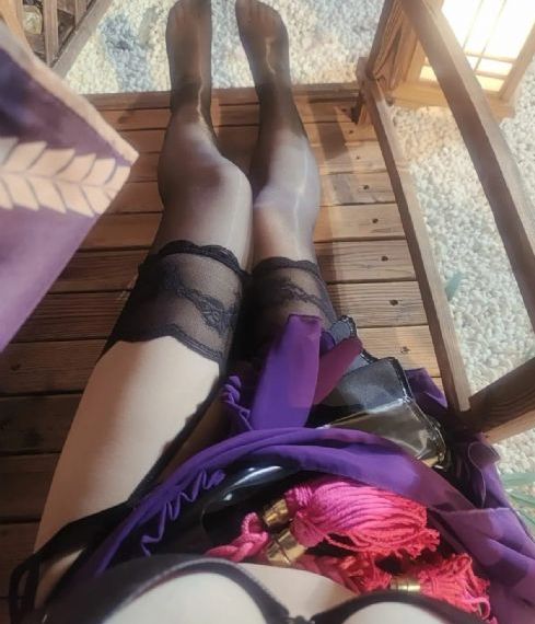家教女老师
