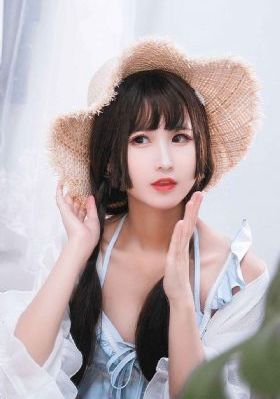 商务旅行的女老板同房