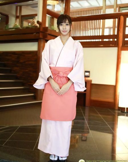 网游之美女同居