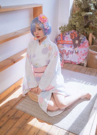 《漂亮的女邻居》5