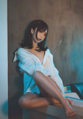 朋友丰满的妈妈
